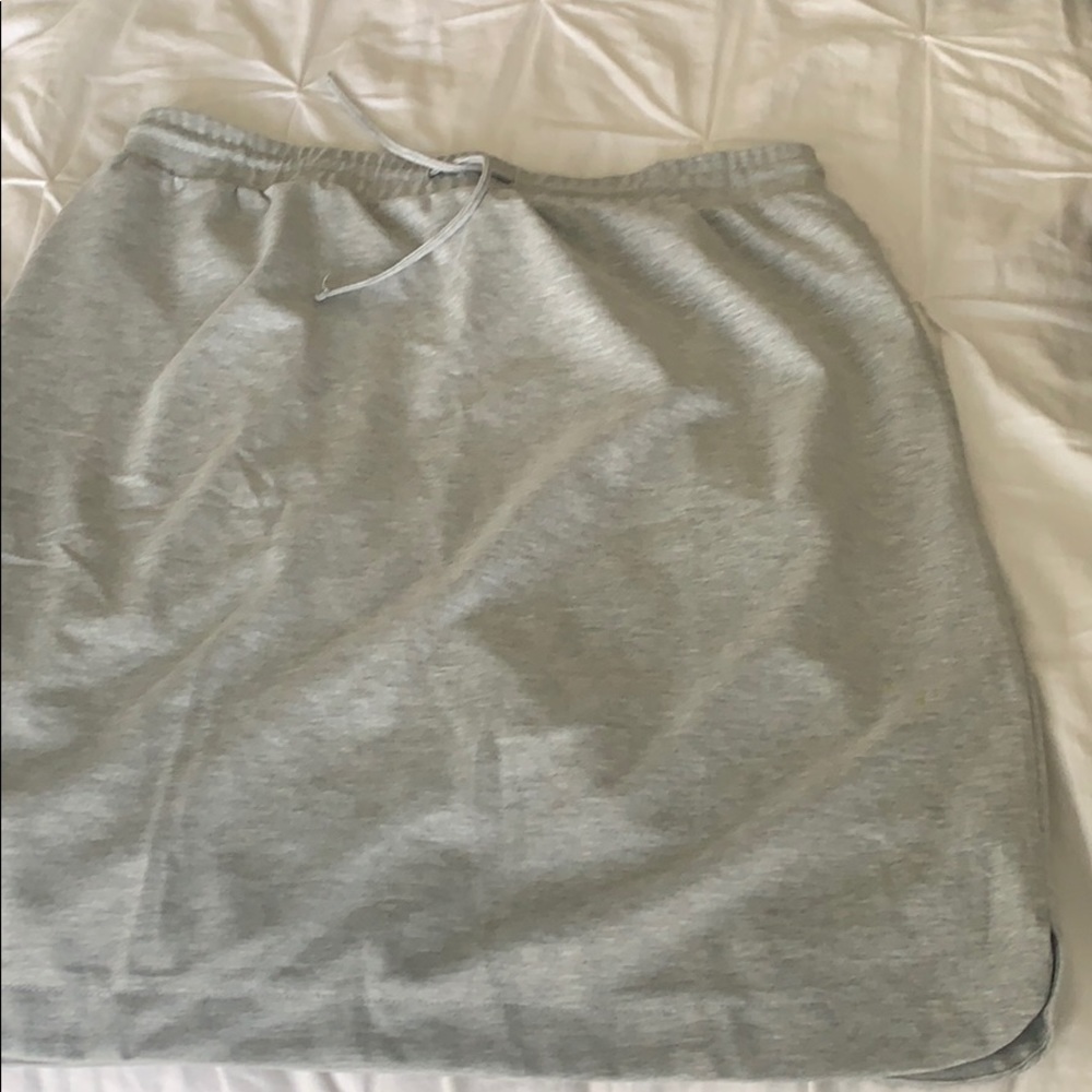 Olivia skirt in heather gray. mainstreet exchange